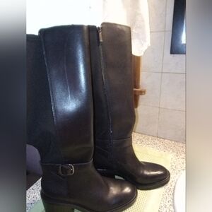 Vince Camuto Black Over the Knee Boots Sleek Design